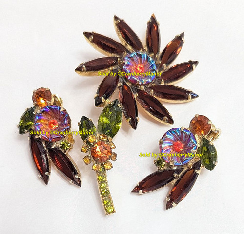 Juliana D&E Brooch Earrings Smoke Topaz Green Iridescent Pillowcase Flower Pin Vintage Delizza Elster Mid Century Designer Fashion Jewelry Gift
