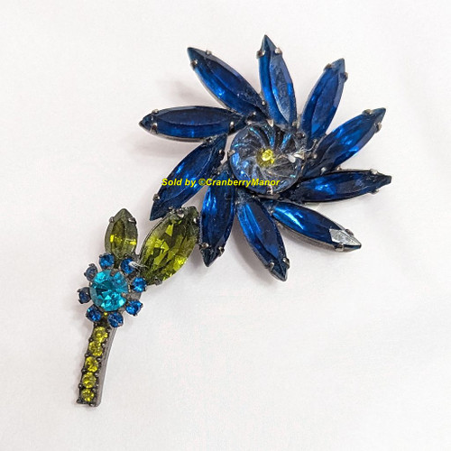 Juliana D&E Brooch Earrings Sapphire Blue Iridescent Pillowcase Gun Metal Flower Pin Vintage Delizza Elster Mid Century Designer Fashion Jewelry Gift