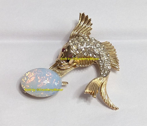 Coro Duette Fire Opal Fish Brooch Ruby Red Crystal Koi Goldfish Pin Fur Dress Clip Vintage Designer Fashion Jewelry Gift