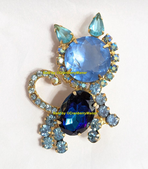 Juliana D&E Kitty Cat Brooch Standing Sapphire Aquamarine Blue Rivoli Pin Vintage DeLizza Elster Designer Fashion Jewelry Gift AS IS