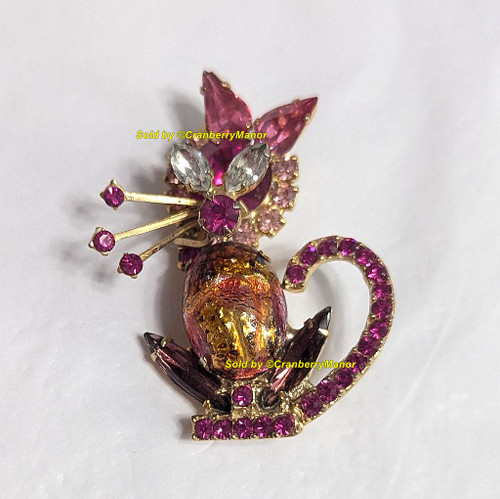 Juliana D&E Kitty Cat Brooch Sitting Amethyst Purple Rose Pink Rivoli Pin Vintage DeLizza Elster Designer Fashion Jewelry Gift AS IS