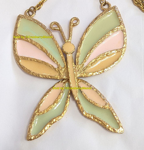 Juliana D&E Butterfly Pendant Necklace Cream Pastel Pink Green Yellow Enamel Jewelry Vintage Delizza Elster Designer Fashion Gift Y