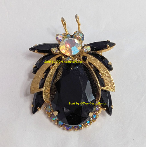 Juliana D&E Black Beetle Brooch 3 Wing Crystal Floret Bug Insect Gothic Pin Vintage DeLizza Elster Designer Fashion Jewelry Gift