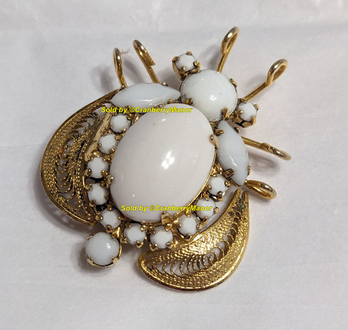 D&E Juliana Filigree Wing Bug Brooch White Milk Glass Beetle Bee Insect Pin Vintage DeLizza Elster Designer Fashion Jewelry Gift AS IS