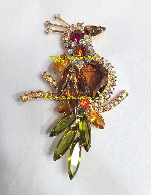 D&E Juliana Parrot Brooch Topaz Olivine Green Long Tail Bird Pin Vintage DeLizza Elster Designer Jewelry Gift