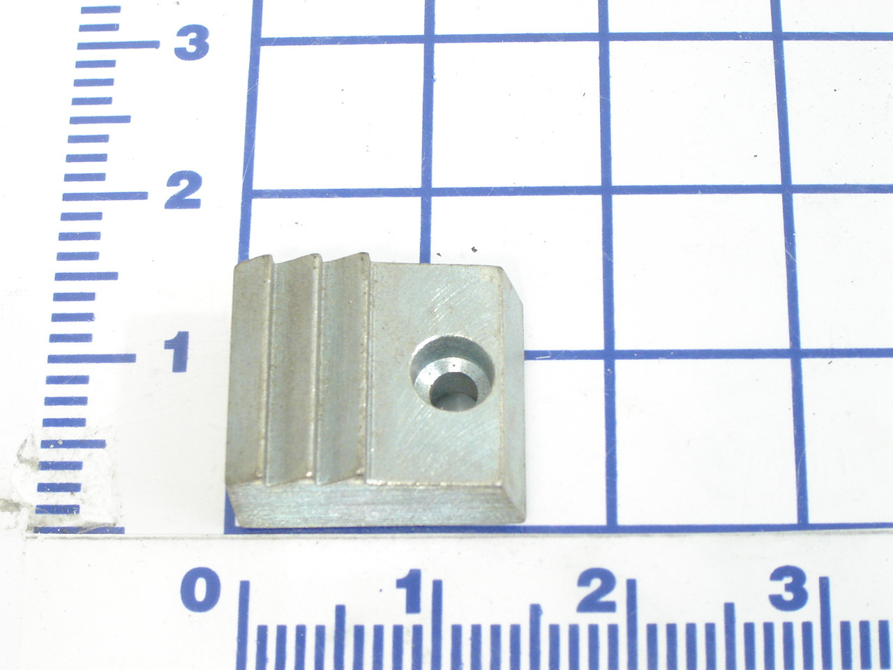 028-060: LIP LATCH INSERT
