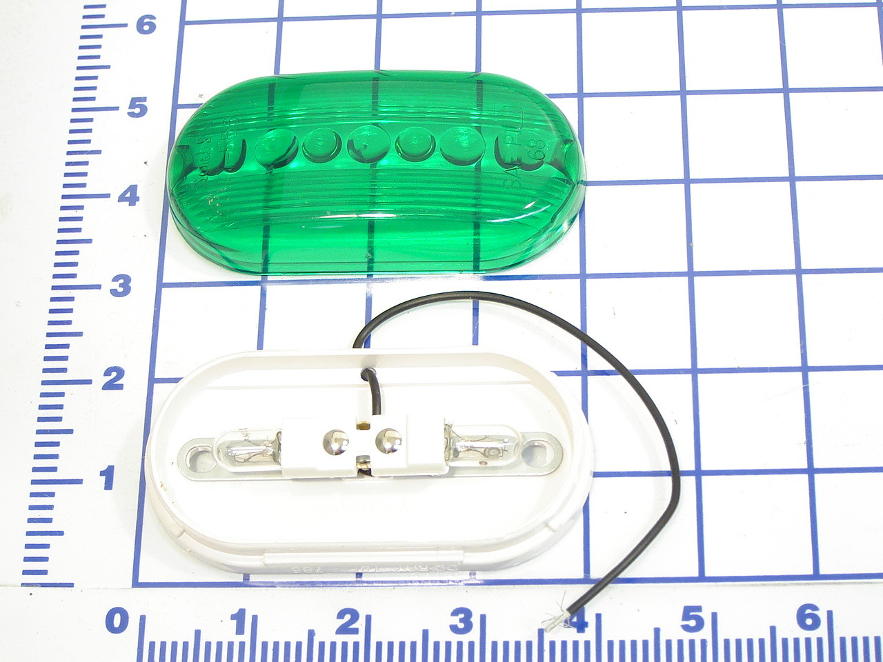 061-244: GREEN INSIDE LIGHT 2X 4 W/ BULB & HOUSING OVAL