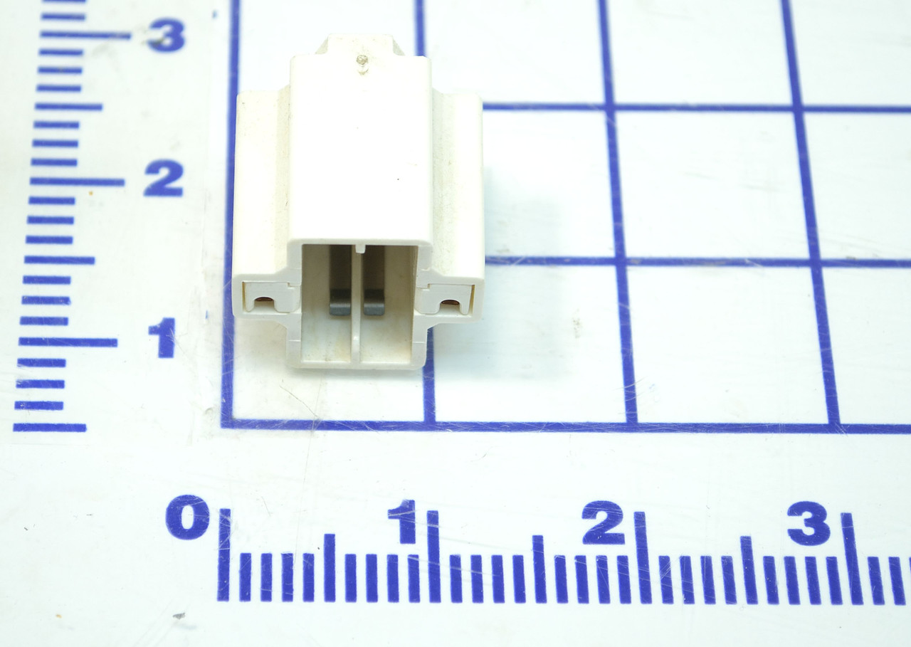 061-312: LAMP HOLDER