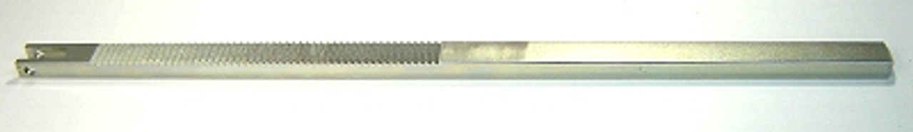 084-042: RATCHET BAR 32 LG. W/13 OF TEETH