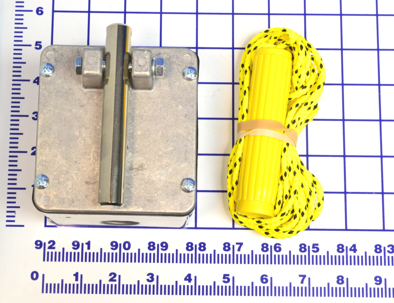 MFD-PS-24: PULL SWITCH, CEILING MOUNT W/ 20' CORD,  SPST 12V-240V