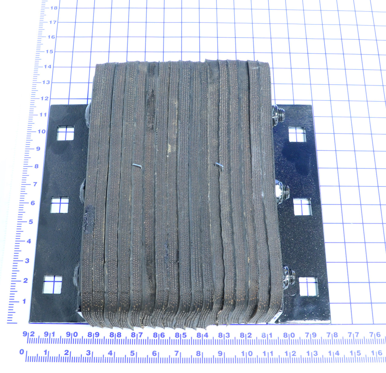 MFRL412-12: BUMPER, LAMINATED 4-1/2DEEP12H X 8W VERTICAL FACEW/2 ANGLES