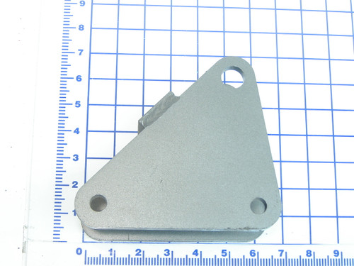 802-1830: TRIANGLE LINKAGE WELDMENT