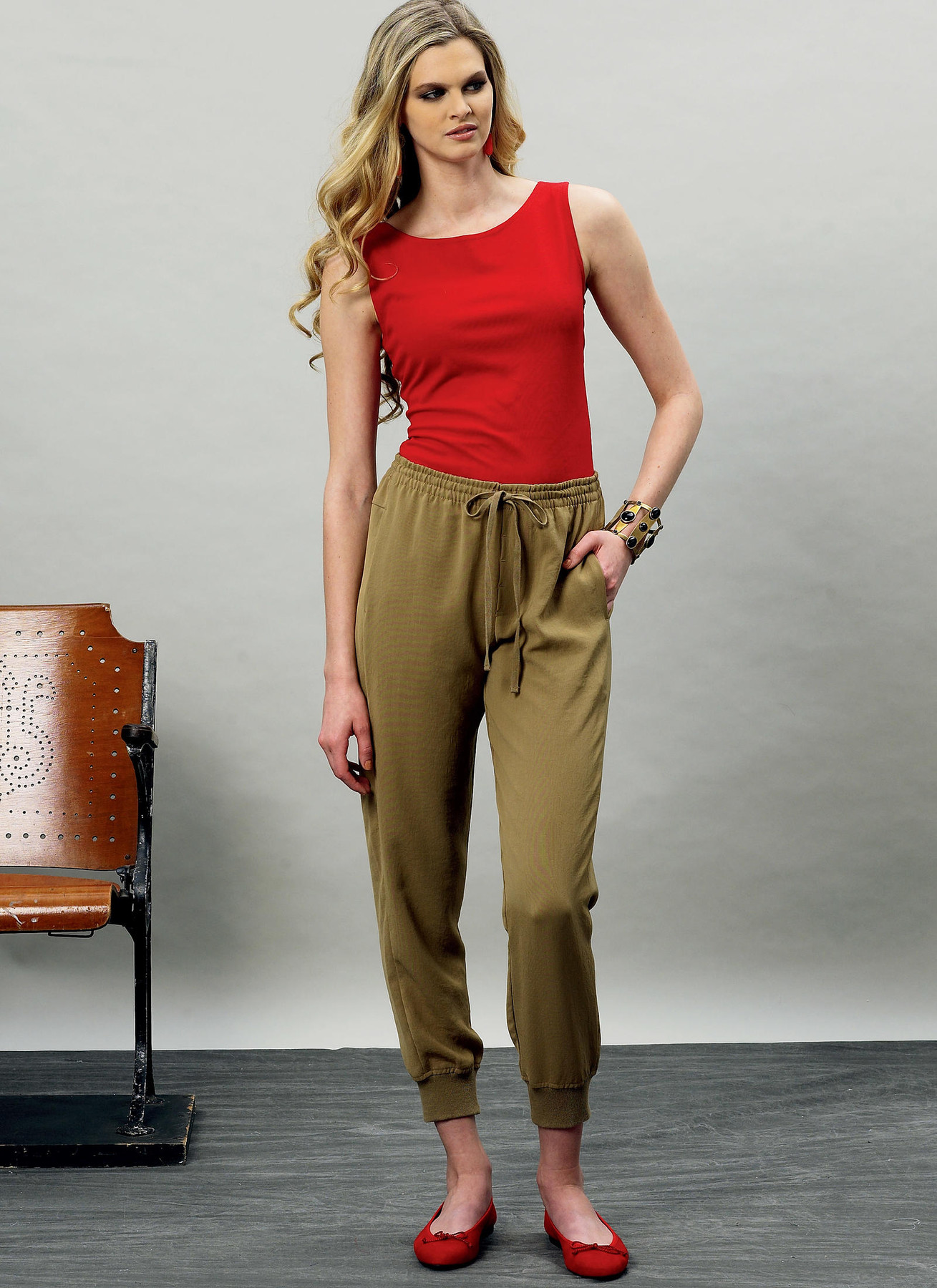 misses pants with elastic waist