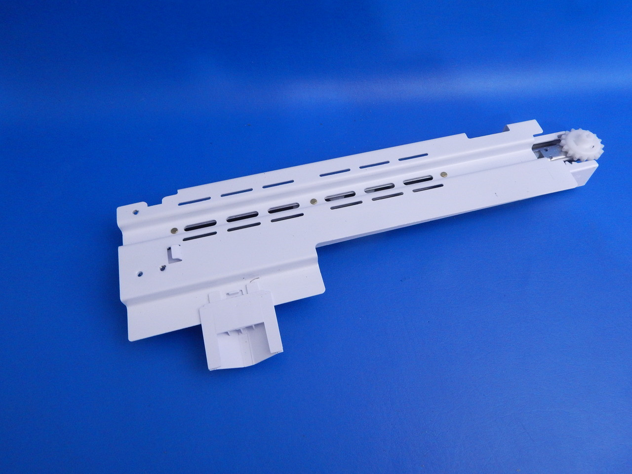 Samsung 3 Door Refrigerator Rf263beaesr Left Freezer Drawer Slide