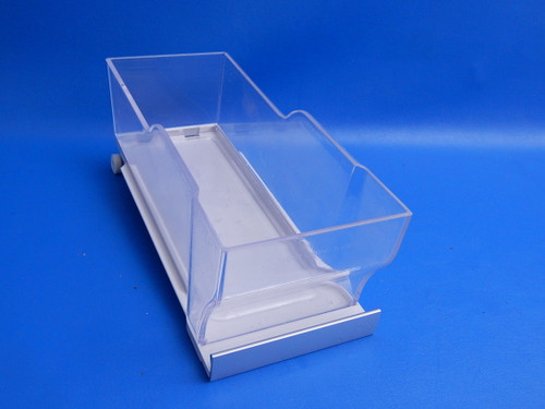 Whirlpool Bottom Mount Refrigerator WRX988SIBM01 Center Crisper Drawer W10509275