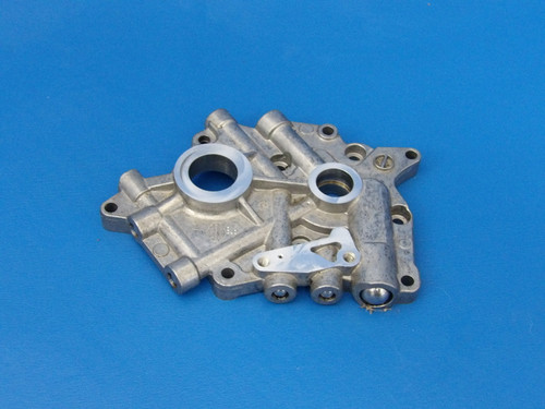 Harley-Davidson M8 Milwaukee 8 OEM Cam Support Plate 25400131