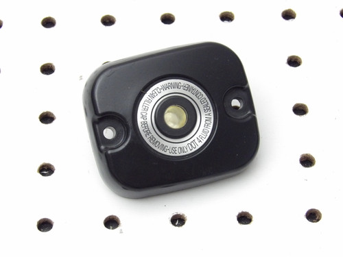 Harley-Davidson 96-04 Touring OEM Brake Master Cover  45030-03D