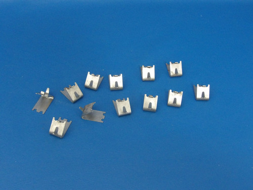 Centaur Plus Reach In Freezer CSD-1DF-BAL Shelf Clips (12)