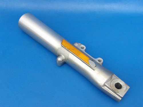 Harley-Davidson 09-13 Touring OEM Left Fork Tube Lower Slider 46495-09