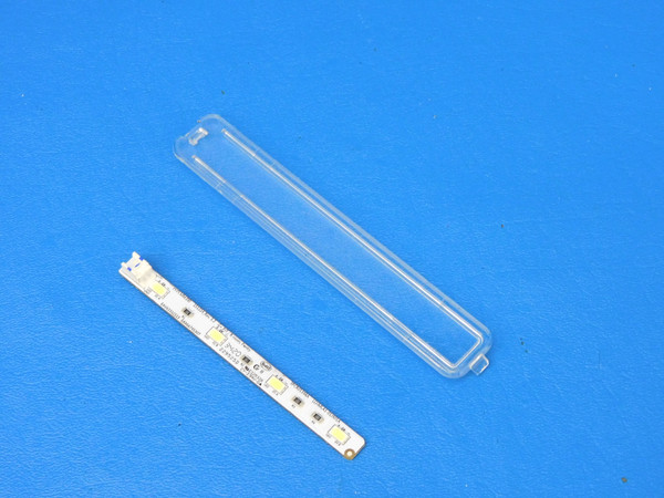 LG Refrigerator LRFCS2503S **FREEZER** Ceiling Light EAV63332113