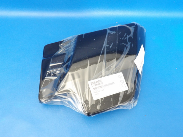 Harley-Davidson Touring OEM Right Side Cover 57200072DH 66048-09A