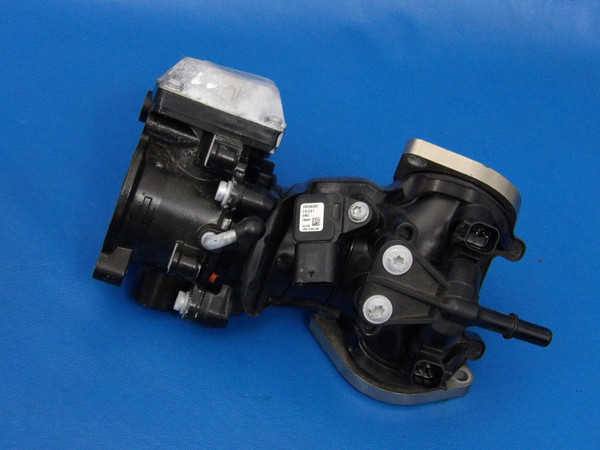 Harley-Davidson OEM 18-24 M8 Milwaukee 8 Intake Manifold 27200016A  27300122