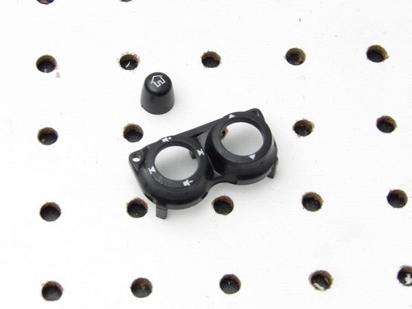 Harley-Davidson 14-23 Touring OEM % Way Audio Home Switch Cover 71500045