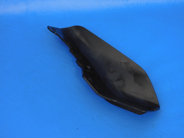 Harley-Davidson 17-25 Touring OEM Mid Frame Right Air Deflector 58167-09A