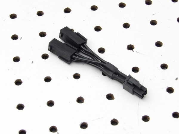 Harley-Davidson OEM Amp Output Y Adapter