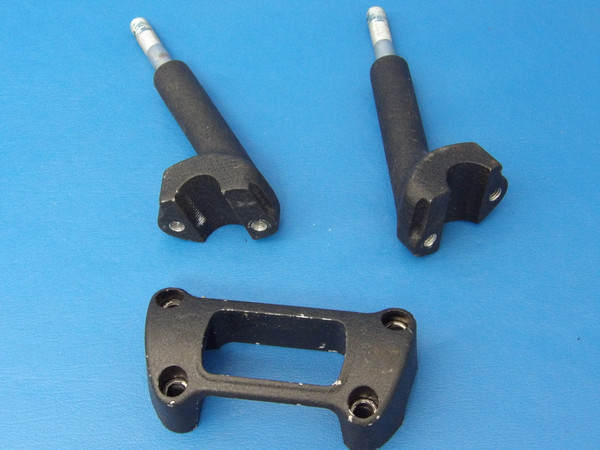 Harley-Davidson 22-26 Softail Low Rider ST  Handlebar Risers  55900284 55900285