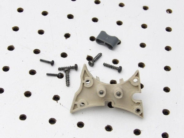 Shark Navigator Vacuum NV356E-26 Main Motor Plug Wire Power Cord Holder