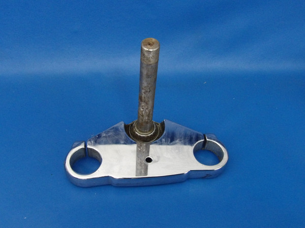 Harley-Davidson 08-09 Softail Rocker FXCW 49mm Lower Triple Tree 46429-08