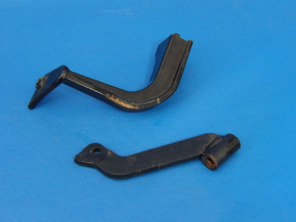 Harley-Davidson 09-26 Touring OEM Left Front Footboard Brackets 50622-09A