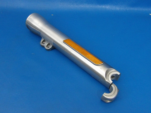 Harley-Davidson 08-13 Dyna Low Rider OEM Right Fork Tube Slider 45947-06A