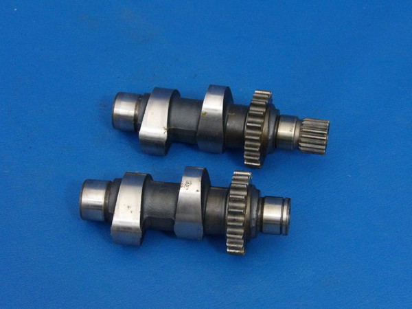 Harley-Davidson Twin Cam 88 OEM Cams Camshafts 25534-99 25544-99B