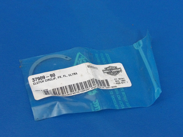 Harley-Davidson 94-16 Touring OEM Clutch Circlip 37909-90
