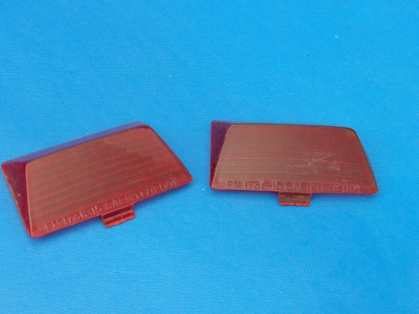 Harley-Davidson OEM Red Fender Tip Lenses 1736-15