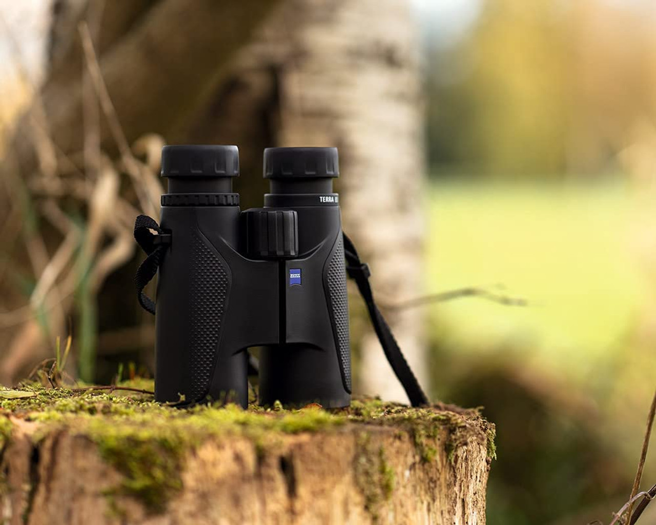 Carl ZEISS Binoculars 10x42 Daha Prism Terra ED Lense Tough & Lightweight Completely Waterproof Black 