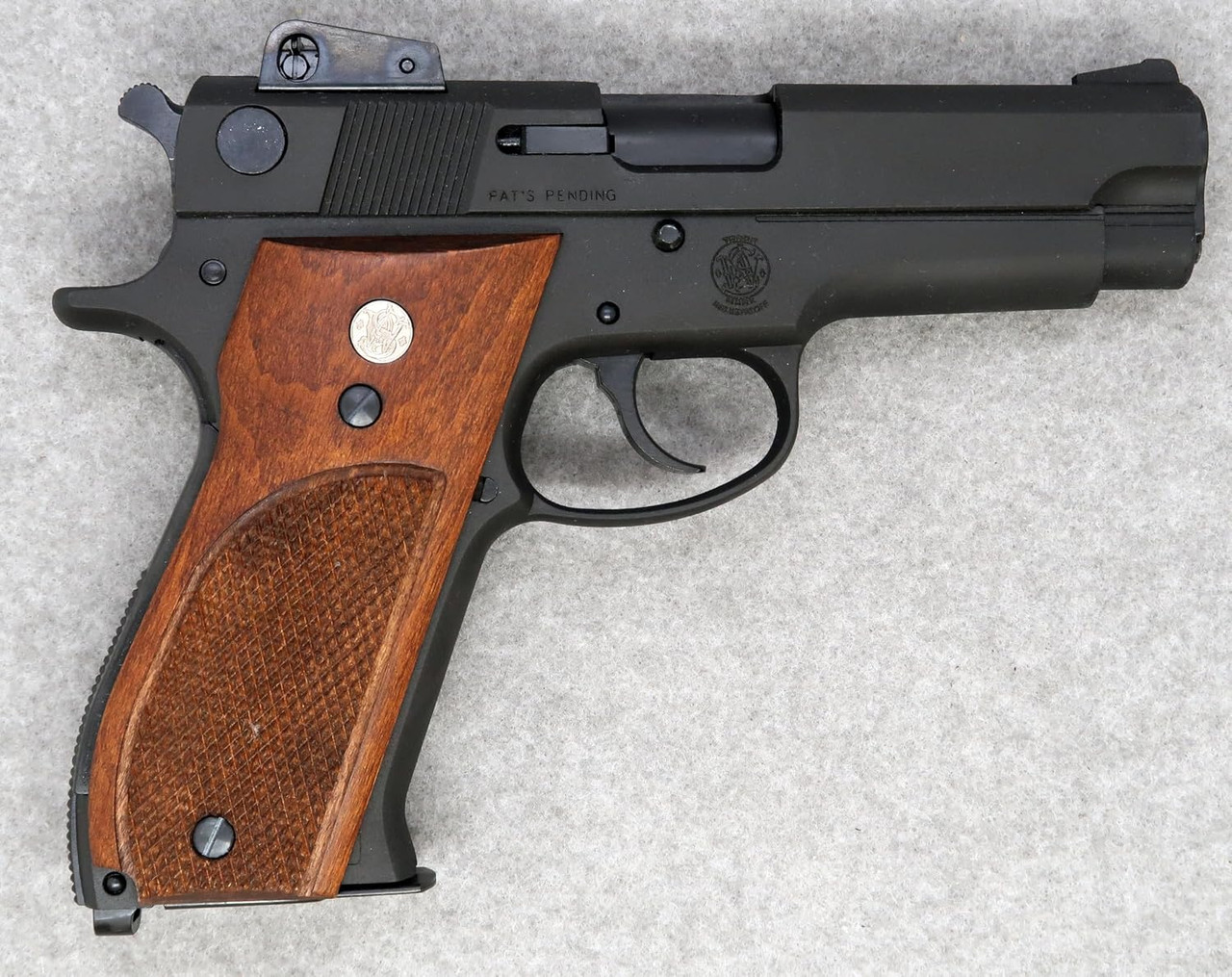 Marushin K.K. M439 Black Heavyweight Model Gun (Firing Type) with Wooden Grips (Item No. 052621) 