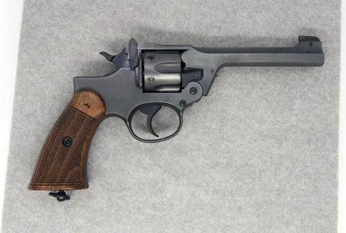Marushin Industry Enfield No. 2 Mk I, "Excellent Heavy Weight" version with wooden grips Completed model gun / Firing-capable type (092610)