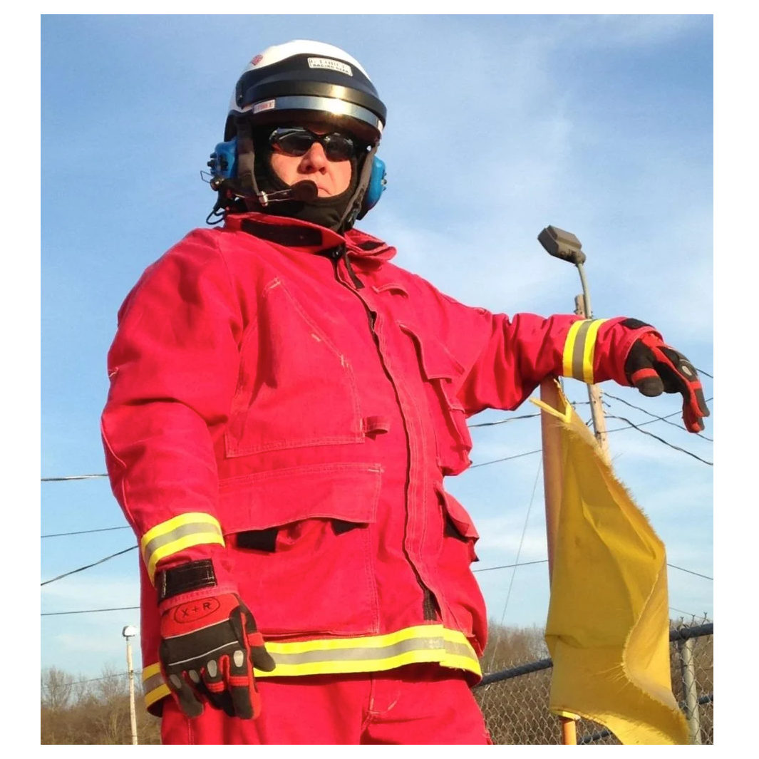 Pro Tech 8 X+R Extrication Gloves on model