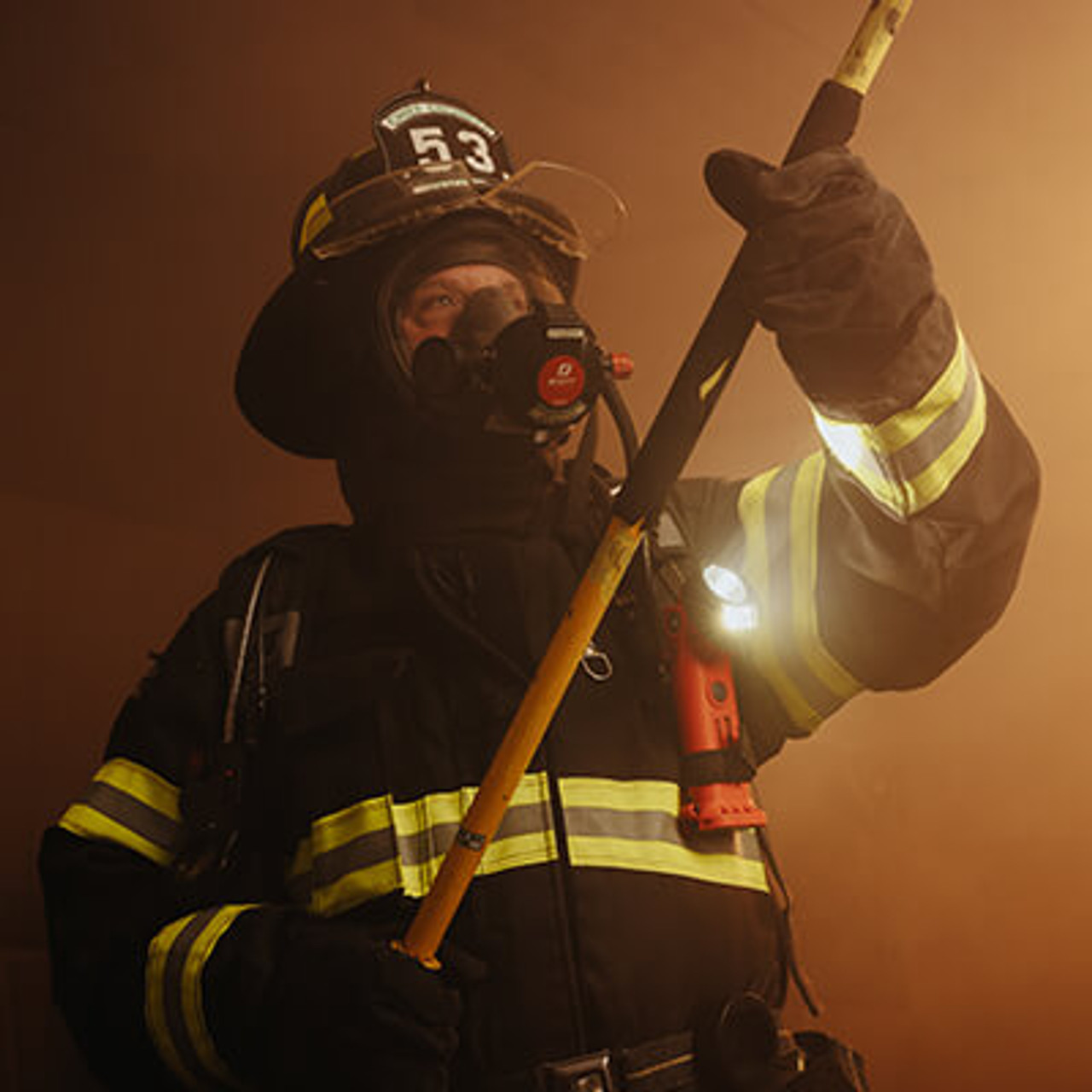 Streamlight Survivor Pivot USB Intrinsically Safe Class I, Div. 2 Rated Flashlight