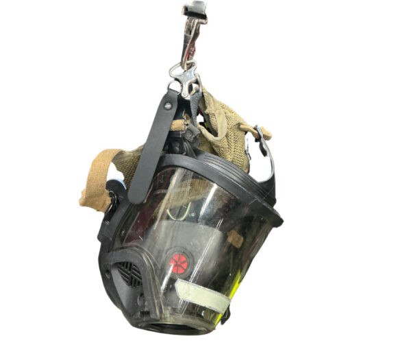 Boston Leather 9132 – Firefighter’s SCBA Quick Release Strap - 1