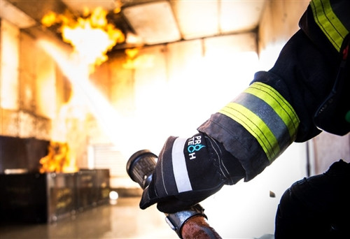 Pro Tech 8 Fusion Firefighter Structural Gloves in action