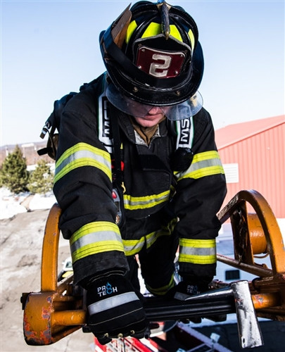 Pro Tech 8 Fusion Firefighter Structural Gloves on model