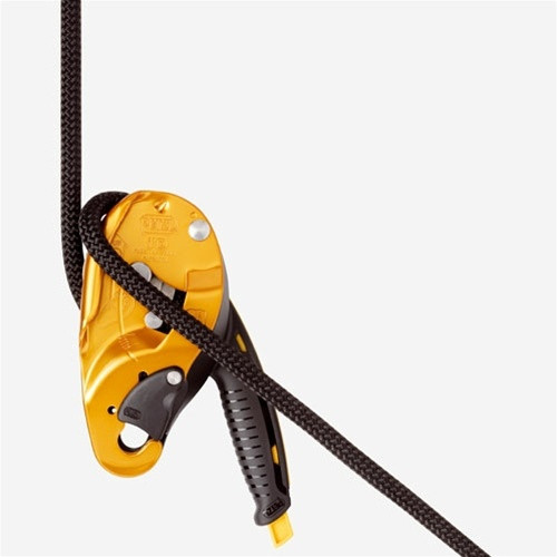 Petzl ID S Descender/Belay Device, ANSI & NFPA Petzl ID S Descender/Belay Device, ANSI & NFPA