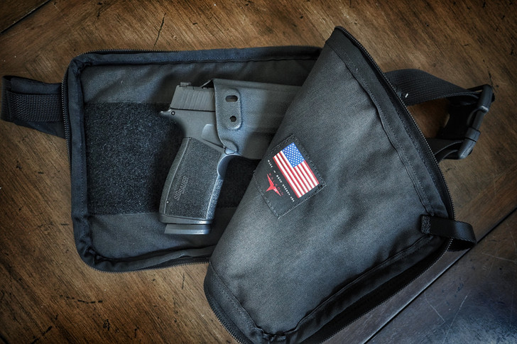 FBAG MEDIUM  BLACK LEFT HAND