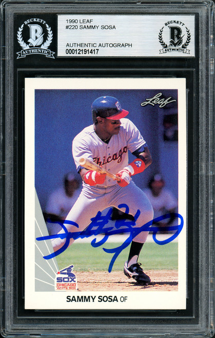 Sammy Sosa Autographed 1990 Leaf Rookie Card #220 Chicago White Sox Beckett BAS Stock #177672