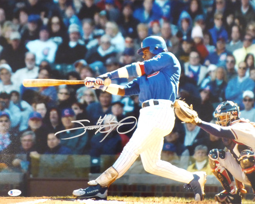 Sammy Sosa Autographed 16x20 Photo Chicago Cubs Beckett BAS Stock #177692