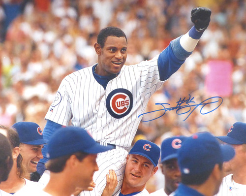 Sammy Sosa Autographed 16x20 Photo Chicago Cubs Beckett BAS Stock #177693